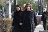 ŽELJKO MITROVIĆ VAN SEBE OD BESA: Posetio majčin grob, pa najavio HAOS! (FOTO)