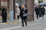SUZANA MANČIĆ NA SAHRANI MAJKE ŽELJKA MITROVIĆA: Voditeljka je pre tužnog događaja srela PRIJATELJICU! (GALERIJA)