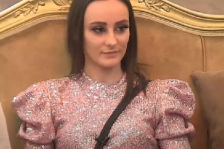 Teodora Delić pre operacija