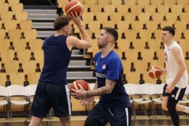 Srpski reprezentativci su odradili trening u "Farum areni" u Kopenhagenu