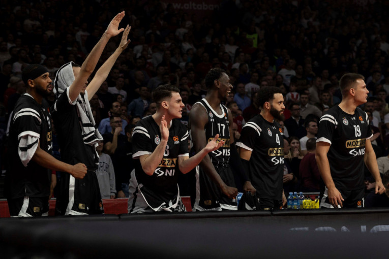 Prvi ovosezonski večiti derbi