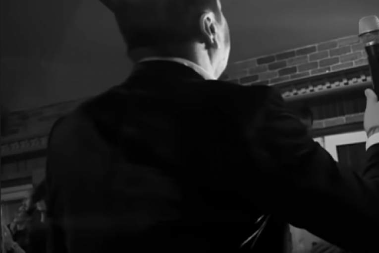 Pejović se latio mikrofona