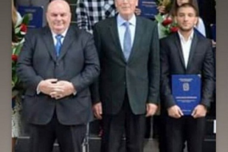 Svetski šampion se emotivnom porukom oprostio od velikog prijtelja