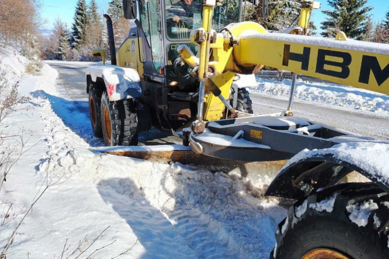 Ekipe na terenu rade punom parom