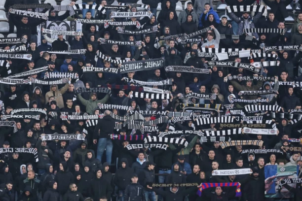 GROBARI ĆE ZAPLAKATI, ALI OD SREĆE: Ovako sada izgleda stadion u Humskoj, promena je evidentna (FOTO)