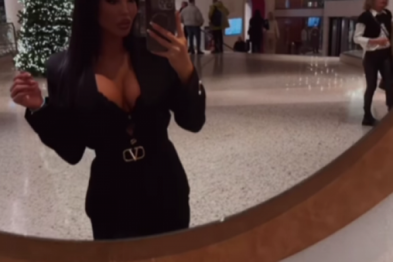 Majine poruke posle revije