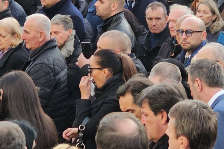 Ceca na Palminoj sahrani