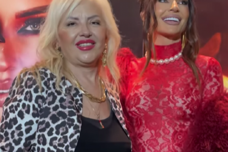 Katarina Živković i Jasmina Ana