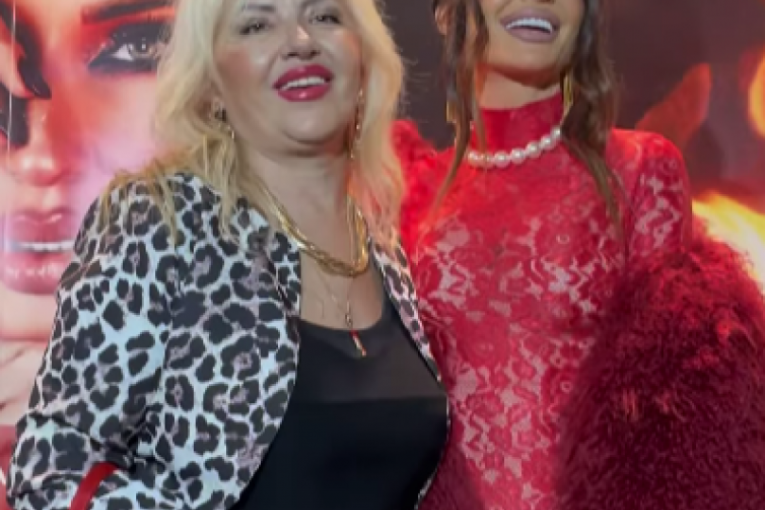 Katarina Živković i Jasmina Ana