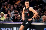 NBA NOĆ ZA NAMA: Milvoki ugasio vrelinu Majamija - Jović presedeo kompletan meč na klupi! (VIDEO)