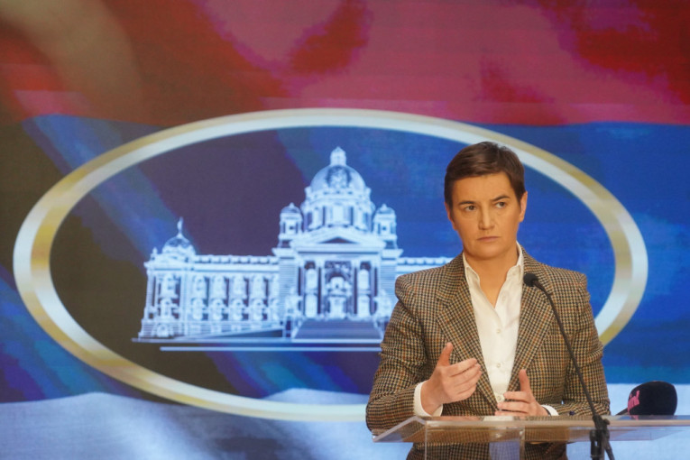 "POSLE SVIH BLOKADA I ŠTRAJKOVA MORAJU DOĆI IZBORI!" Brnabićeva: Ti ljudi treba da imaju predstavnike u parlamentu, a to nije OPOZICIJA!