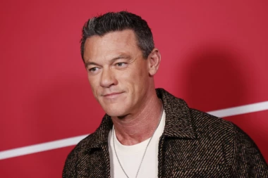 SLAVNI GLUMAC SE JEDVA IZVUKAO IZ KANDŽI JEHOVINIH SVEDOKA! Otkrivena istina koja SEČE POPUT ŽILETA, roditelji ostali ČLANOVI u njihovoj crkvi