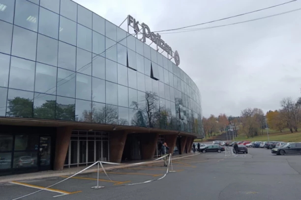 STIŽU MILIONI U HUMSKU: Partizan PRODAO stranca!