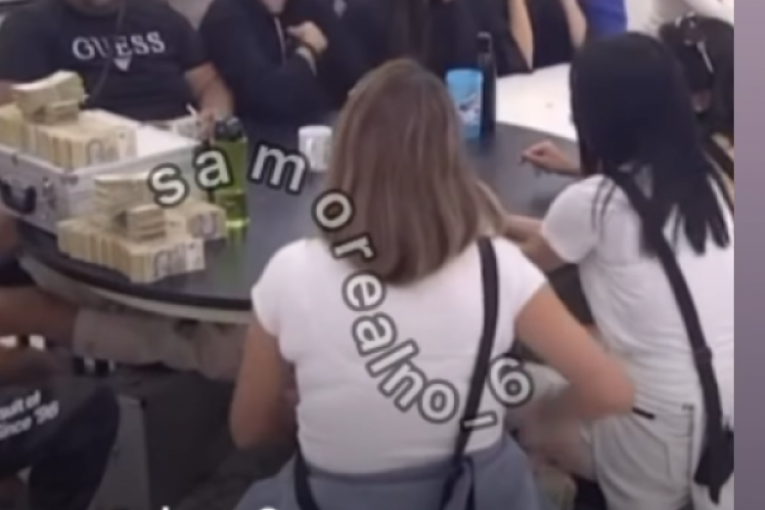 Milena Kačavenda krade novac