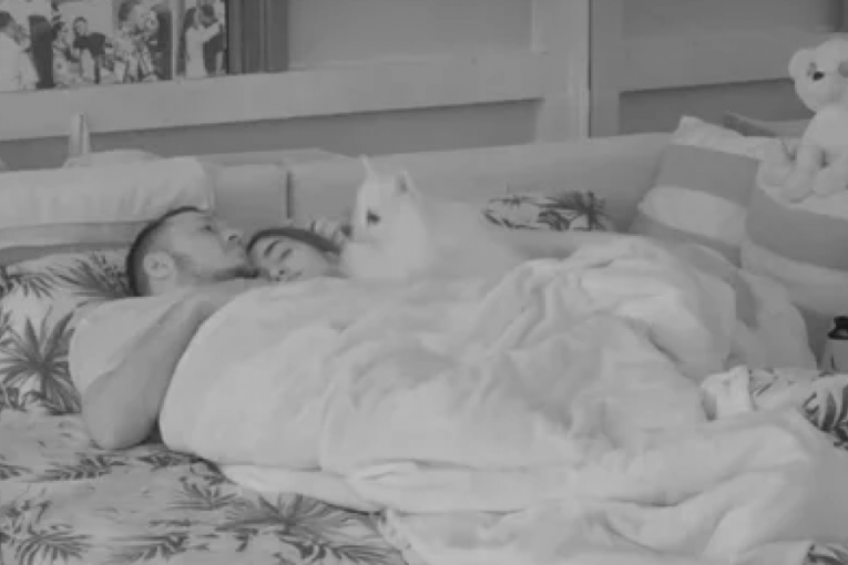 Anđela Đuričić i Nenad Marinković Gastoz spavaju zajedno Elita 8 Zadruga