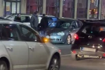 UDES U CENTRU BEOGRADA: Sudarila se dva automobila, policija na licu mesta! (VIDEO)