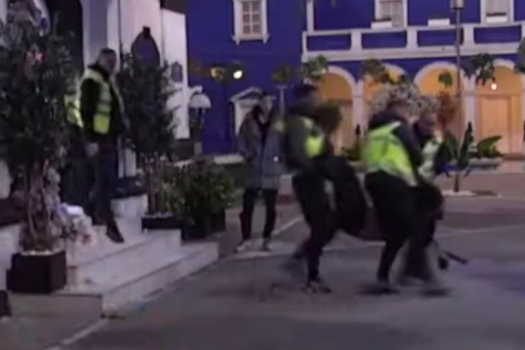 Terza napravio haos, nasrnuo na Uroša Stanića Elita 8