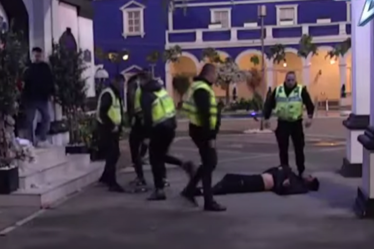 Terza napravio haos, nasrnuo na Uroša Stanića Elita 8