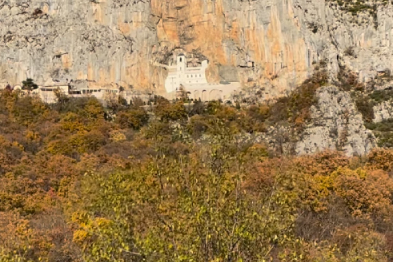 Sloboda posetila Ostrog