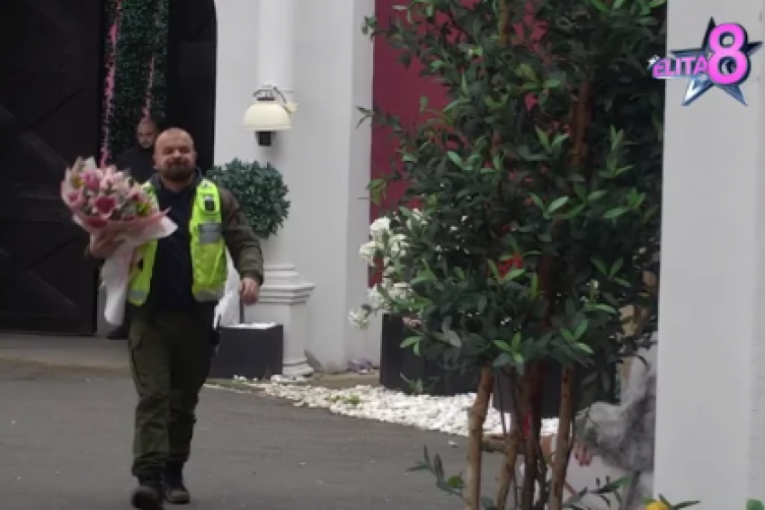 Milica dobila poklon od fanova