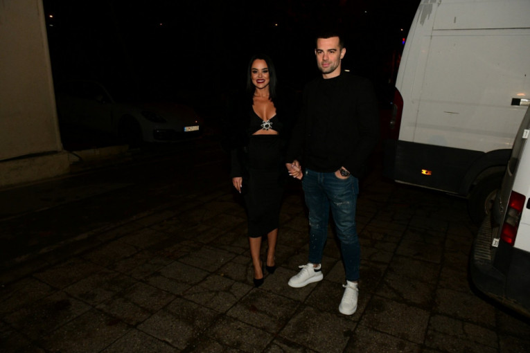 Tijana Em sa dečkom