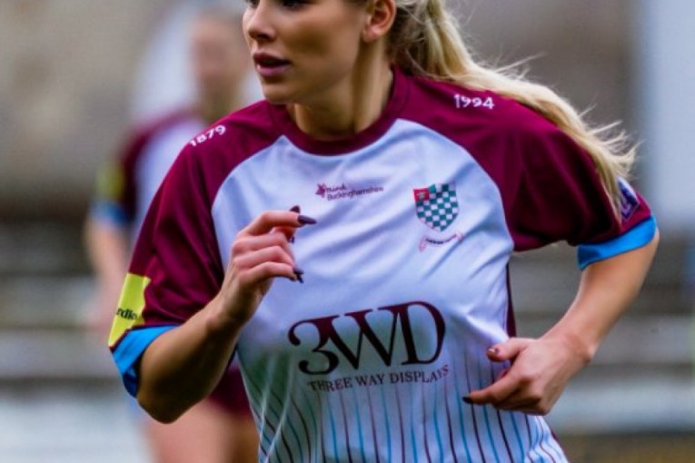 Zbog engleske fudbalerke gore društvene mreže