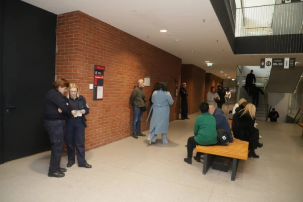 NASTAVAK SUĐENJA PO TUŽBI RANJENOG DEČAKA IZ RIBNIKARA! Početak u 12 časova