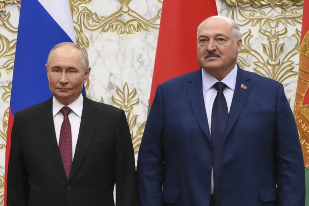 PUTIN I LUKAŠENKO PONOVO U CENTRU PAŽNJE! Oglasili se usred velike vojne operacije i poslali MOĆNU PORUKU svetu!