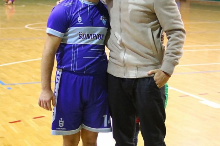 Srpski reprezentativac na treningu KMF Mungosi