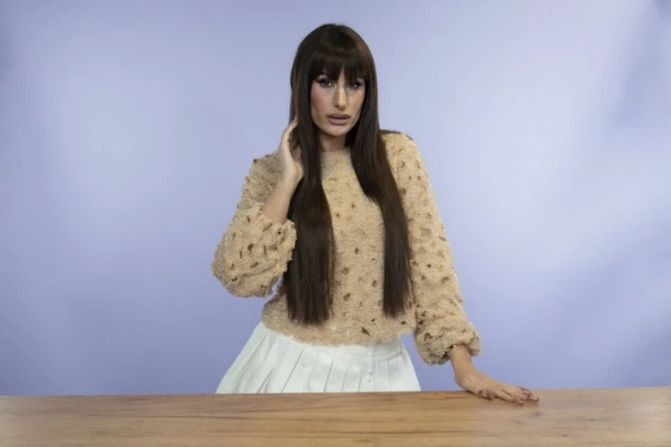 DIDI J ODUVALA SVEĆICE NA LUKS JAHTI! Nećete verovati koliko godina je danas napunila! (FOTO)