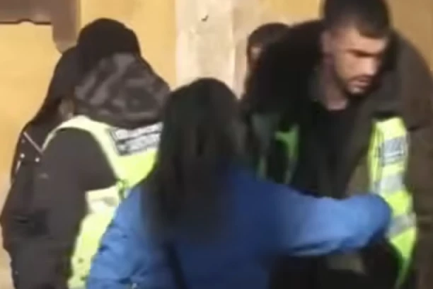 SITUACIJA POSTALA KRAJNJE OZBILJNA! Neviđenom haosu prethodio verbalni sukob - OBEZBEĐENJE OPKOLILO IMANJE U ŠIMANOVCIMA!