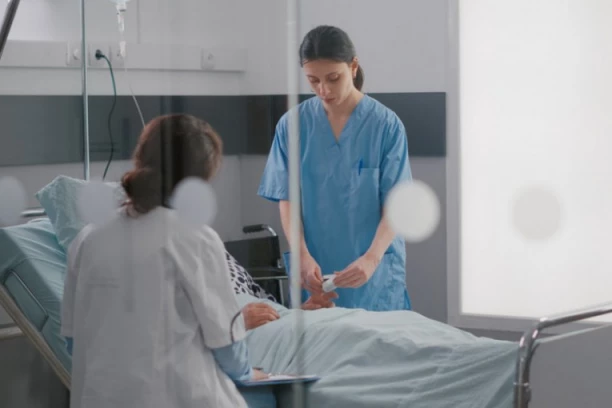 BEOGRAĐANI PADALI KAO POKOŠENI! Ljudi hitno završavali na OPERACIONIM stolovima, doktori upozoravaju!