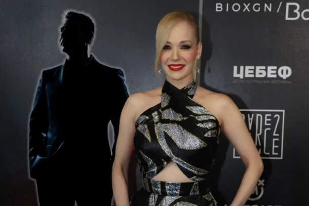 JELENA ROZGA IMA NOVOG DEČKA! Konačno otkrila detalje - bave se ISTIM POSLOM, a evo šta kažu NJENI RODITELJI!