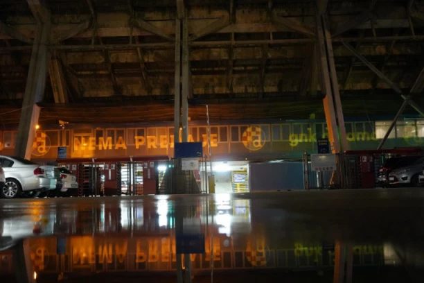 OVO JE NAJRUŽNIJI EVROPSKI STADION! Ostrvljani udarili na Hrvate: Sramota je da se ovde igra Liga šampiona! (FOTO GALERIJA, VIDEO)