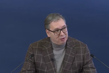 U RUŠENJE VLASTI SPOLJA ULOŽENO 426 MILIONA EVRA! Vučić: Hvala im na časti koju su mi ukazali...