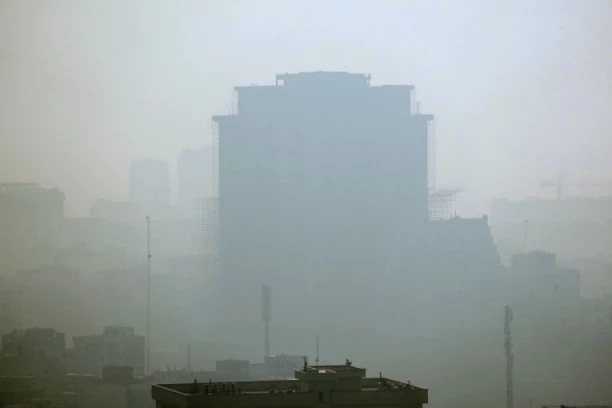 STRAŠNO! Zatvorene škole i kancelarije na pet dana! OVO JE NAJZAGAĐENIJE MESTO NA PLANETI