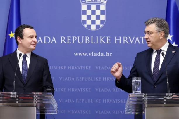 ZAŠTO ONI I ZAŠTO SADA: Albanci i Hrvati slave "čuveno" bratstvo po oružju - Dok svet gleda ka Ukrajini, na Balkanu divljaju ansitsrpska histerija i srbofobija