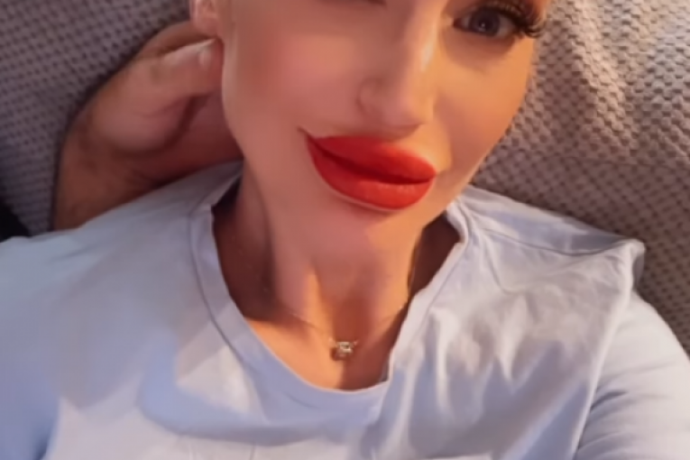 Dušica Jakovljević sa dečkom