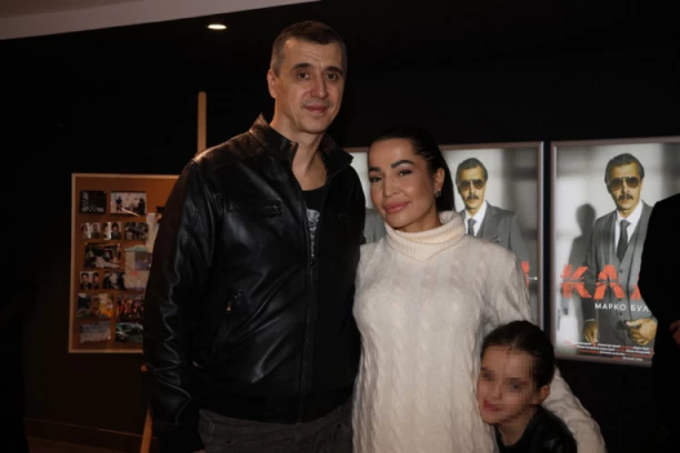 "MORAM DA PODVIKNEM, PA ONDA TIGANJEM NA MUŽA" Marija Bulat progovorila o BRAKU sa folkerom, najavila i BEBU u 2025. godini! (VIDEO)