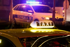 TAKSISTA KRVNIČKI PRETUČEN NA VOŽDOVCU! Hitno hospitalizovan, ima povrede mozga - NEVEROVATNO KO GA JE PREBIO!