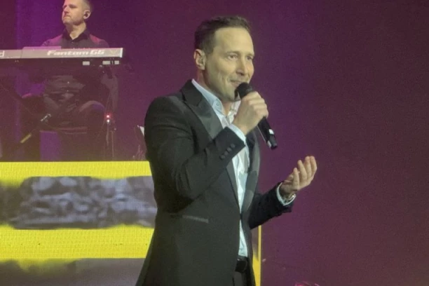 "NIJE POENTA BITI NESREĆAN": Supruga Peđe Blizanca otvorila dušu o njihovom rastanku!