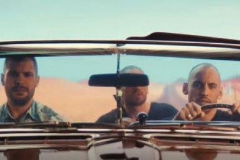 Dečko Tee Tairović glumio u spotovima