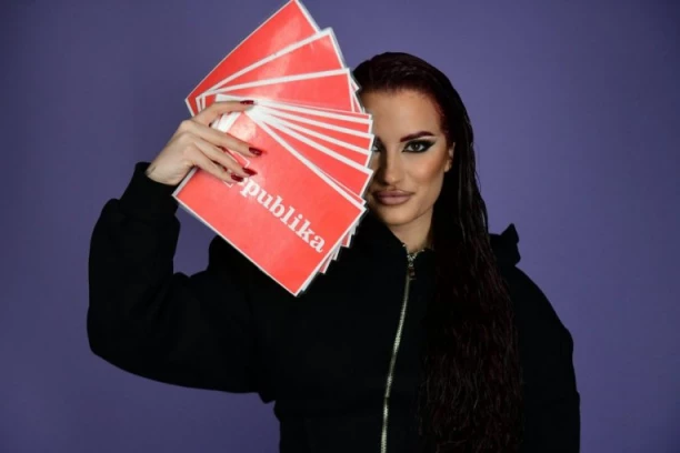 BARBARA BOBAK NEPREPOZNATLJIVA: Pevačica promenila LIČNI OPIS - ne liči na sebe! (FOTO)