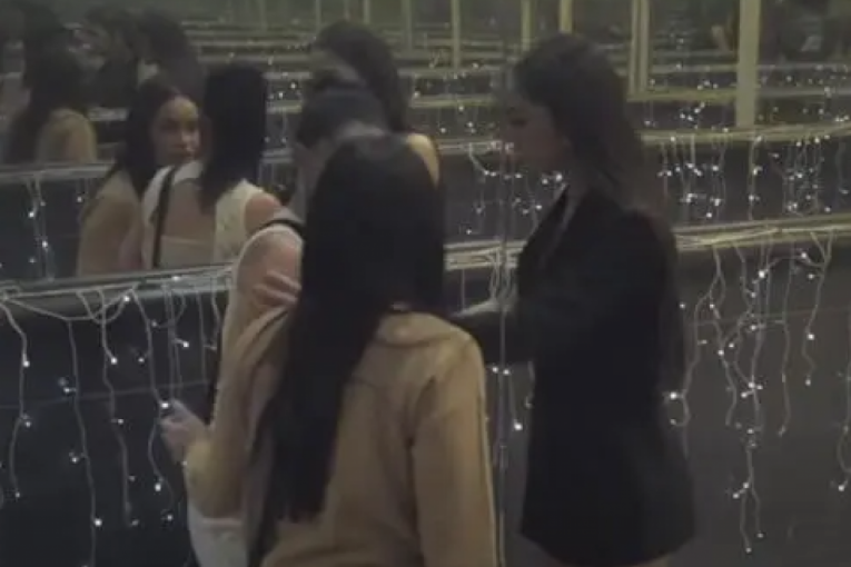 Aleksandra Nikolić histeriše nakon sukoba sa Jelenom Ilić Elita 8