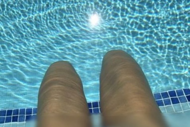 Stanijine vrele fotke