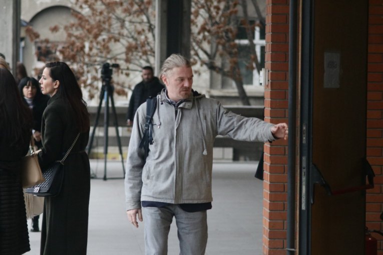 Porodice ubijenih u sudu