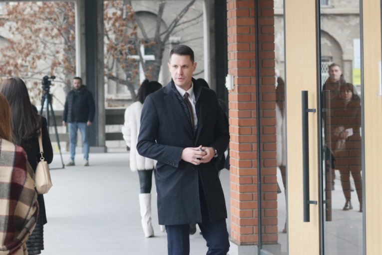 Porodice ubijenih u sudu