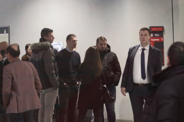 Porodice ubijenih u sudu