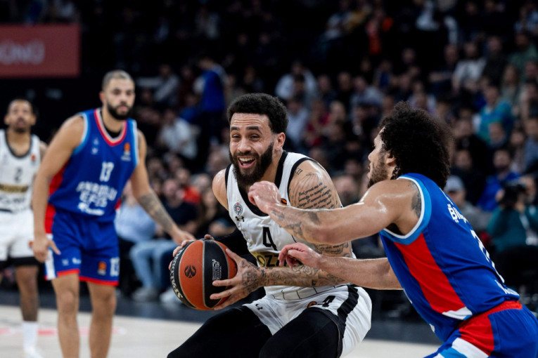 Partizan je nakon velike borbe poklekao u Istanbulu - 77:86