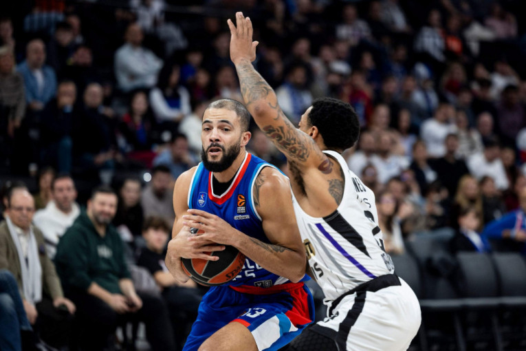 Partizan je nakon velike borbe poklekao u Istanbulu - 77:86